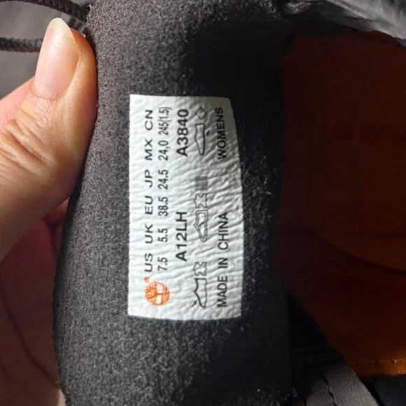 Timberland Womens Classic 6-Inch Premium Waterproof Leather Boots US 7.5 - Picture 6 of 8